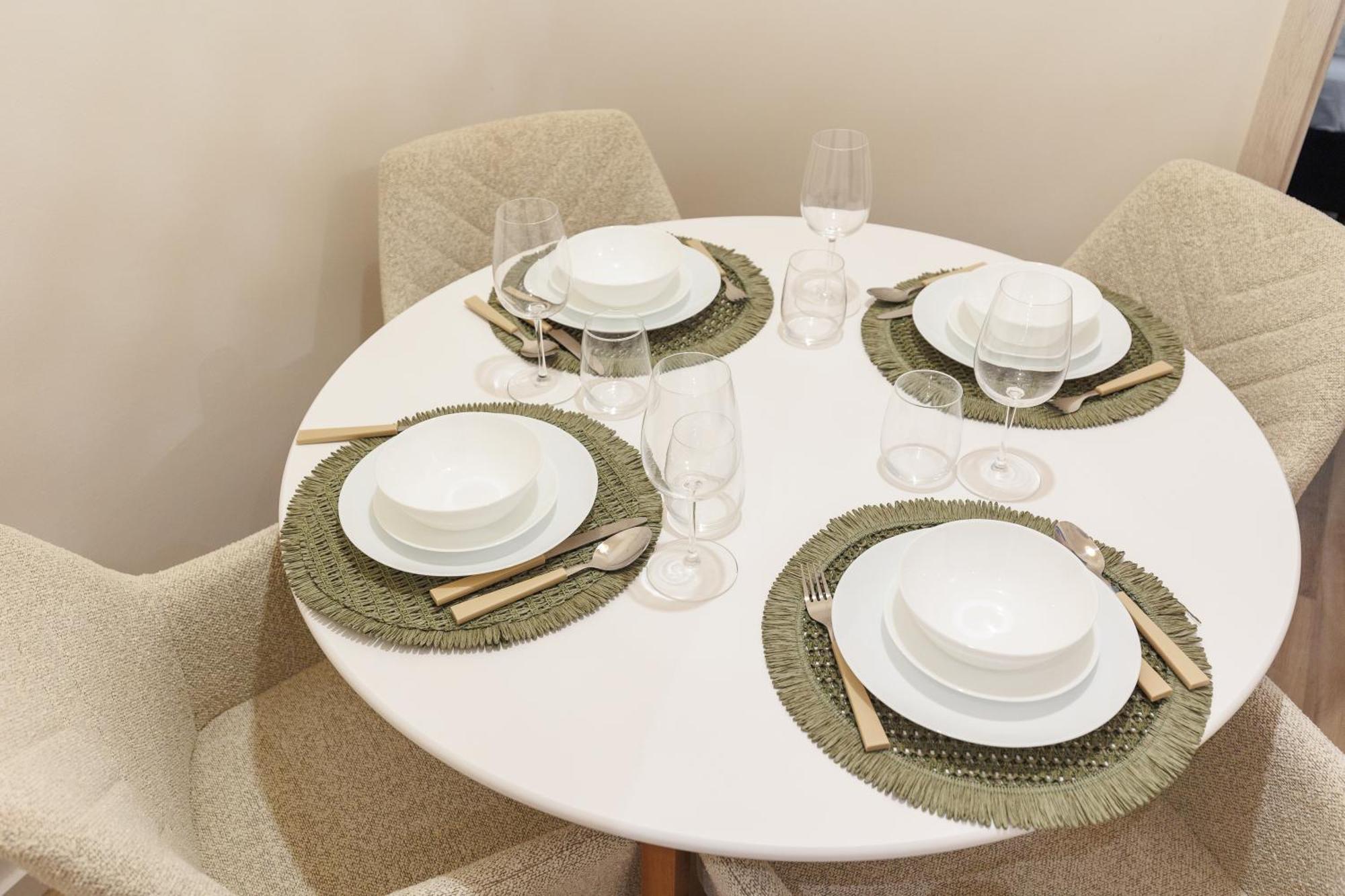 The Grove Hideaway Central 2Br Retreat บูดาเปสต์ ภายนอก รูปภาพ